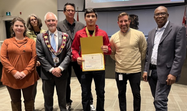 Left: Councillor Traill, Councillor Zwart, Mayor Foster, Councillor Rang, Councillor Elhajjeh, and Councillor Anderson